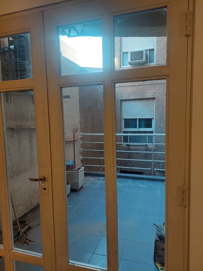 Departamento En Pleno Centro, Pb 1hab - A 1 Cuadra De Plaza 25 De Mayo