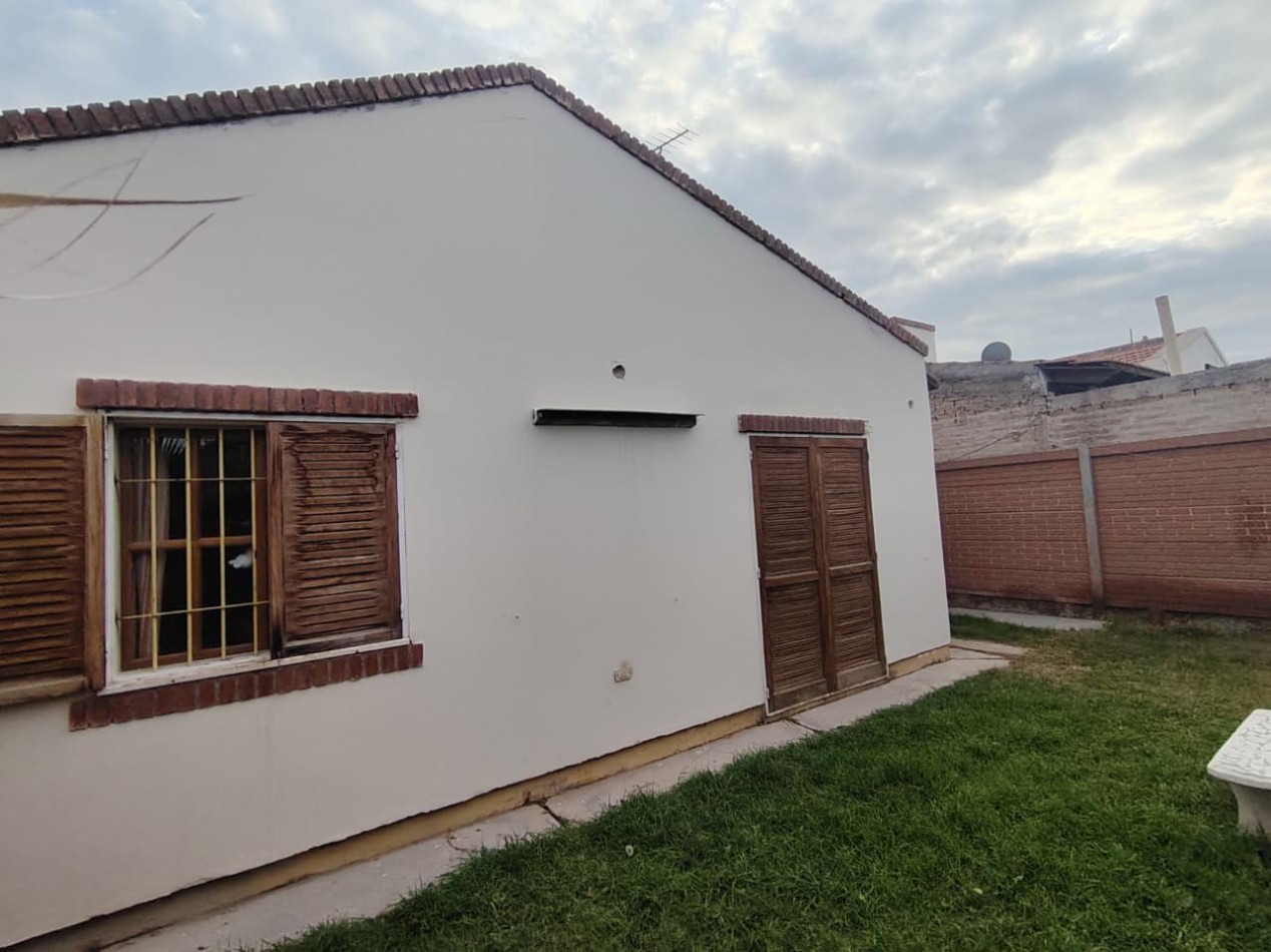 Casa 3hab Patio Natania 16 Rivadavia