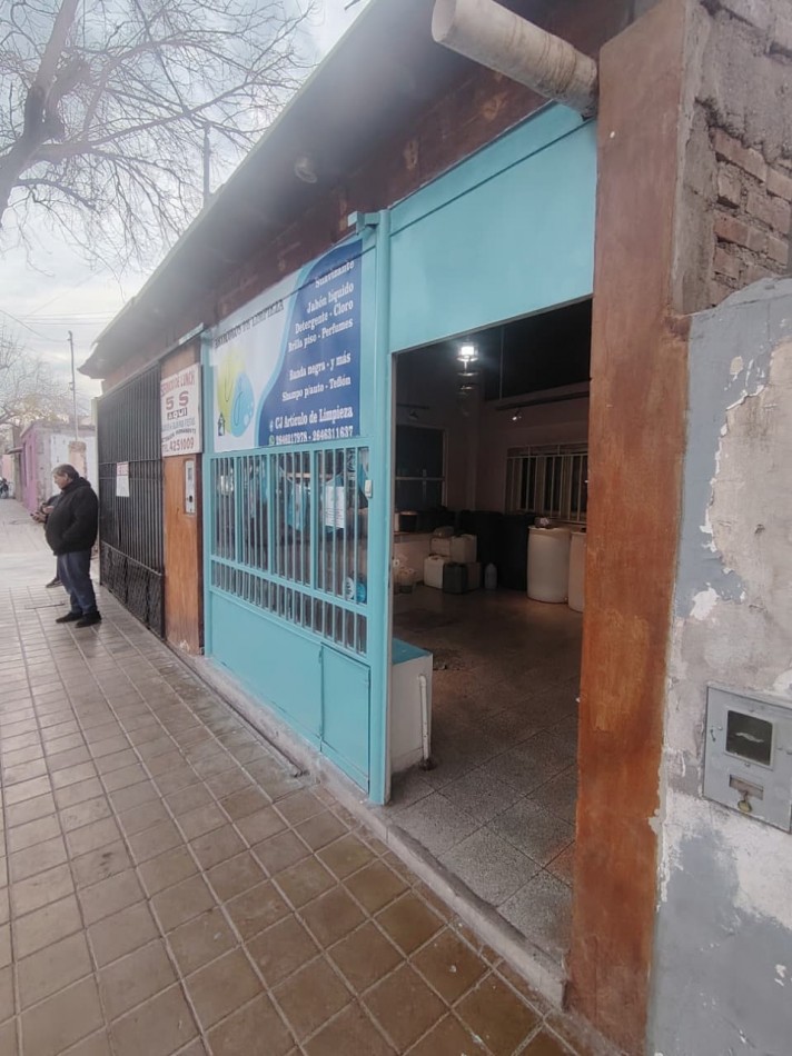 Venta. Gran Galpon Cerca Plaza Santa Lucia + Local Comercial