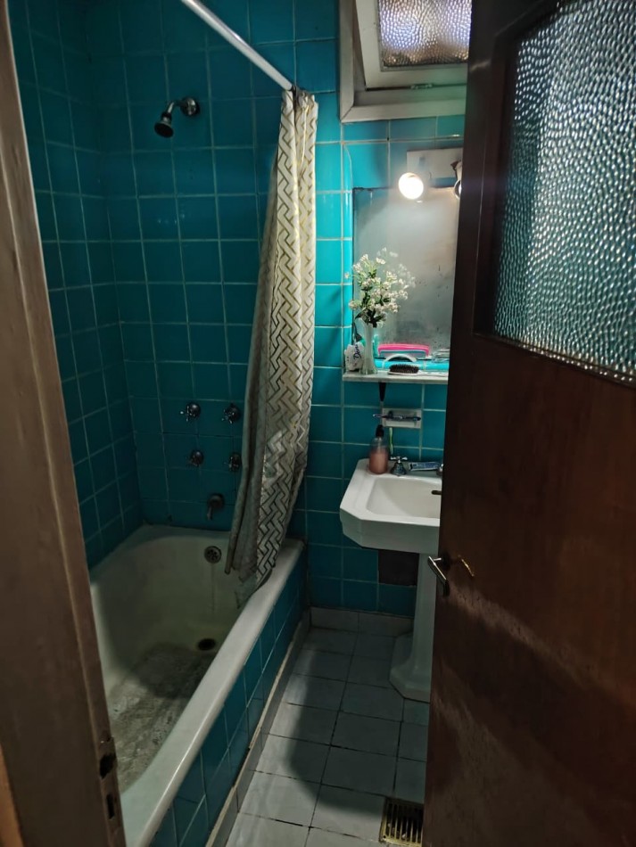 Casa Gran Frente 6hab, 2 Pisos -frente Plaza Joroba