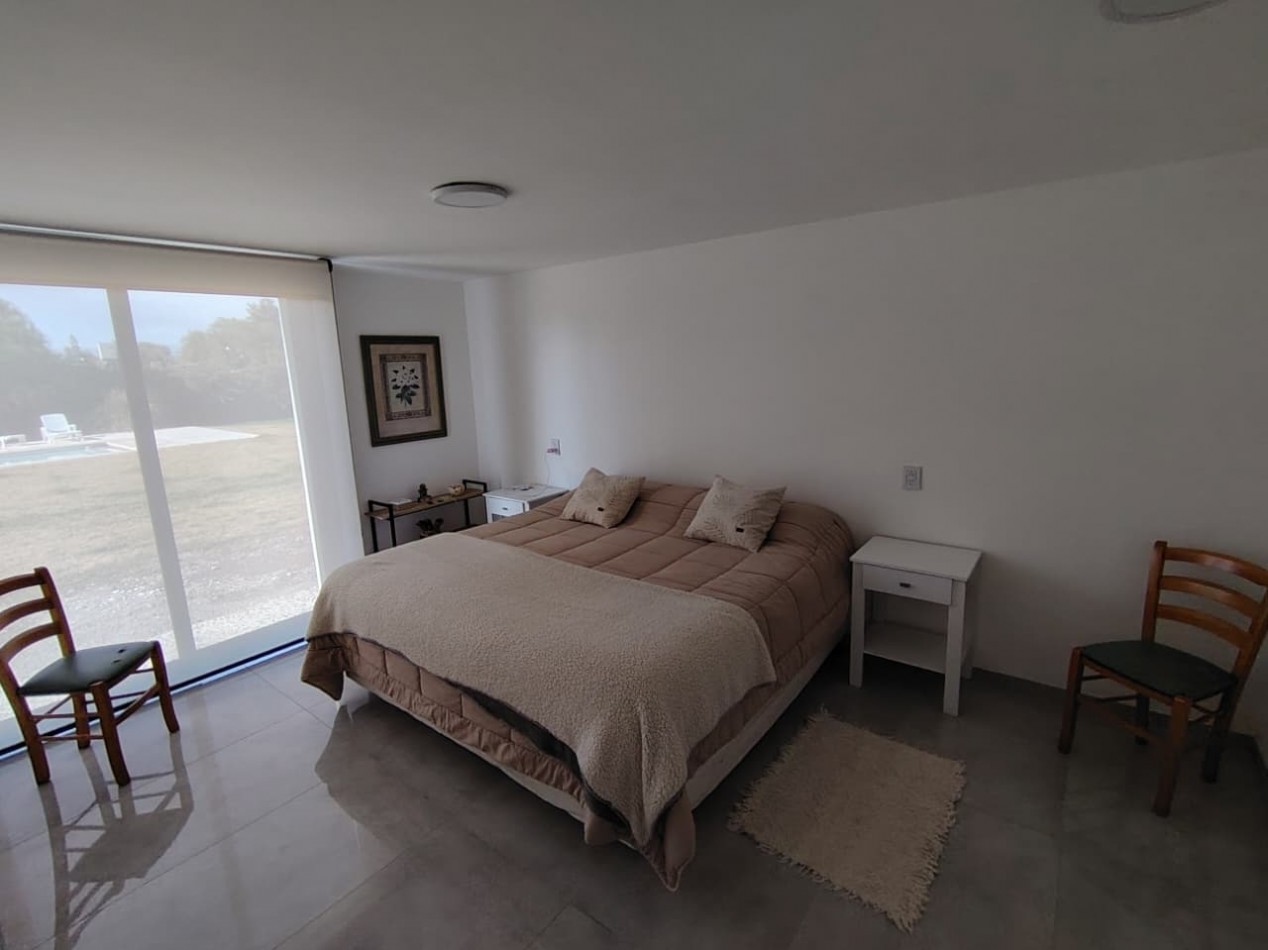 Casa 3hab, 3 Baños, Pileta , Gran Terreno, Bo Privado Albardon