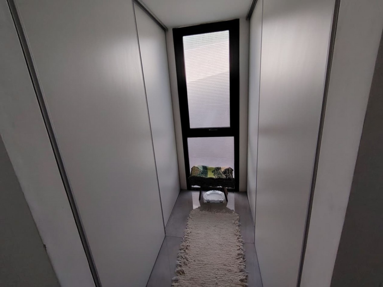 Casa 3hab, 3 Baños, Pileta , Gran Terreno, Bo Privado Albardon