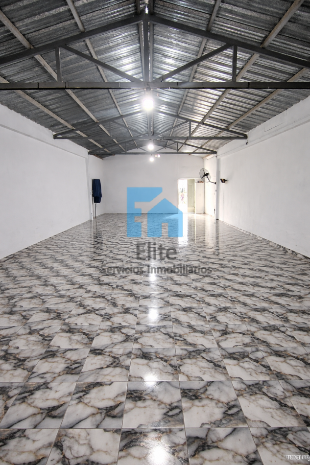 Venta Amplio Salon A Estrenar En Chimbas - Zona Industrial