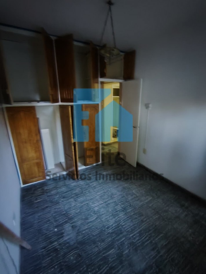 Venta Casa Totalmente Remodelada En Capital - 4 Dormitorios