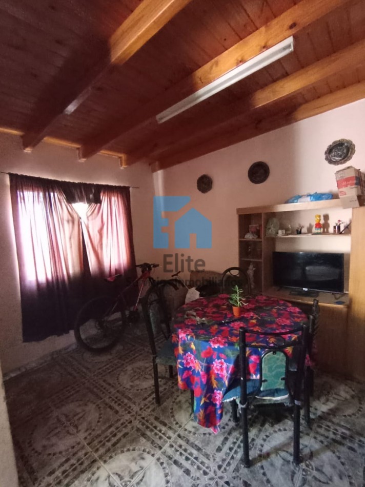Casa De 3 Dormitorios En Rawson - Cochera Y Todos Los Servicios