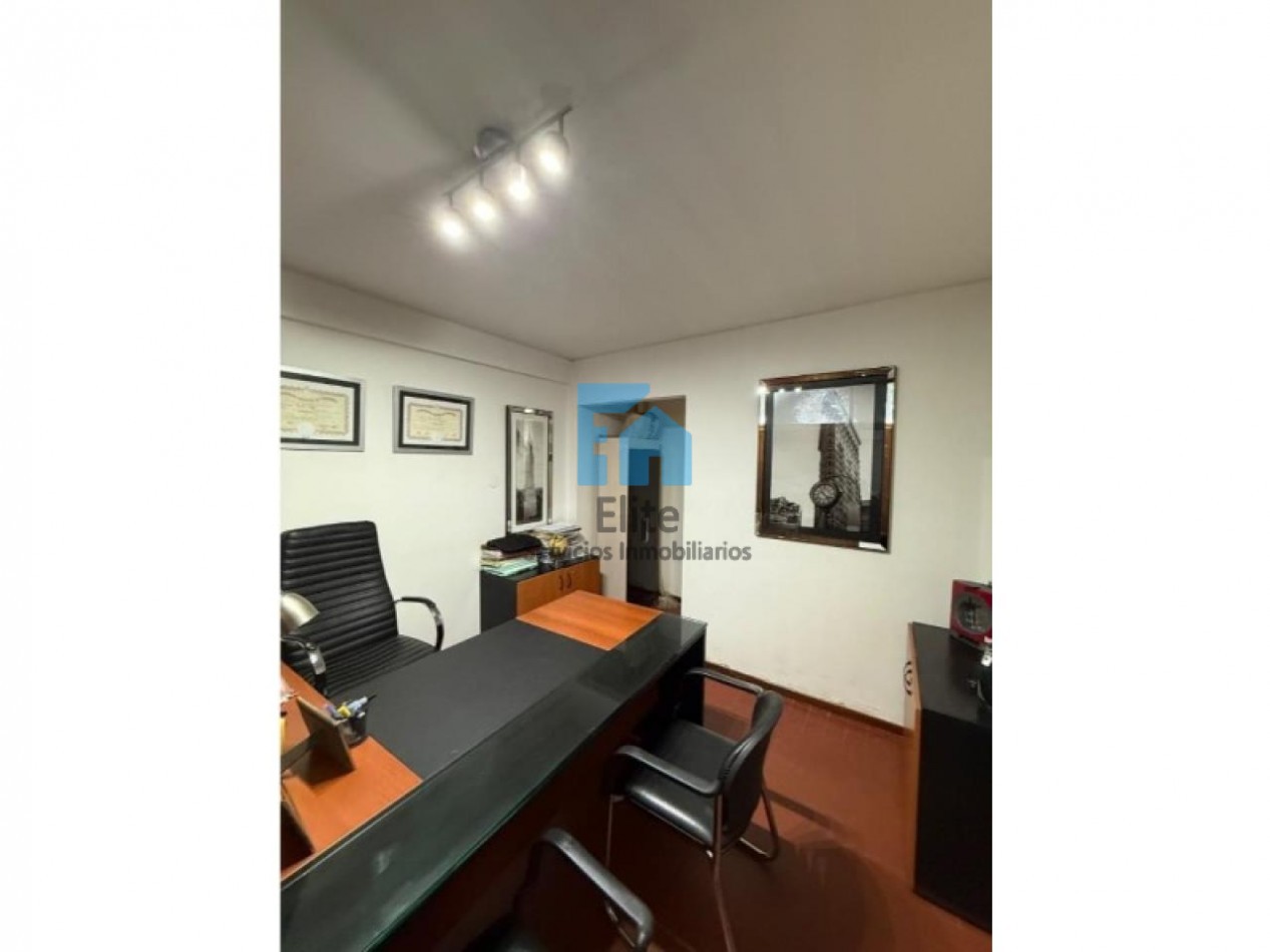 Venta. Oficina Centrica con recepcion Capital