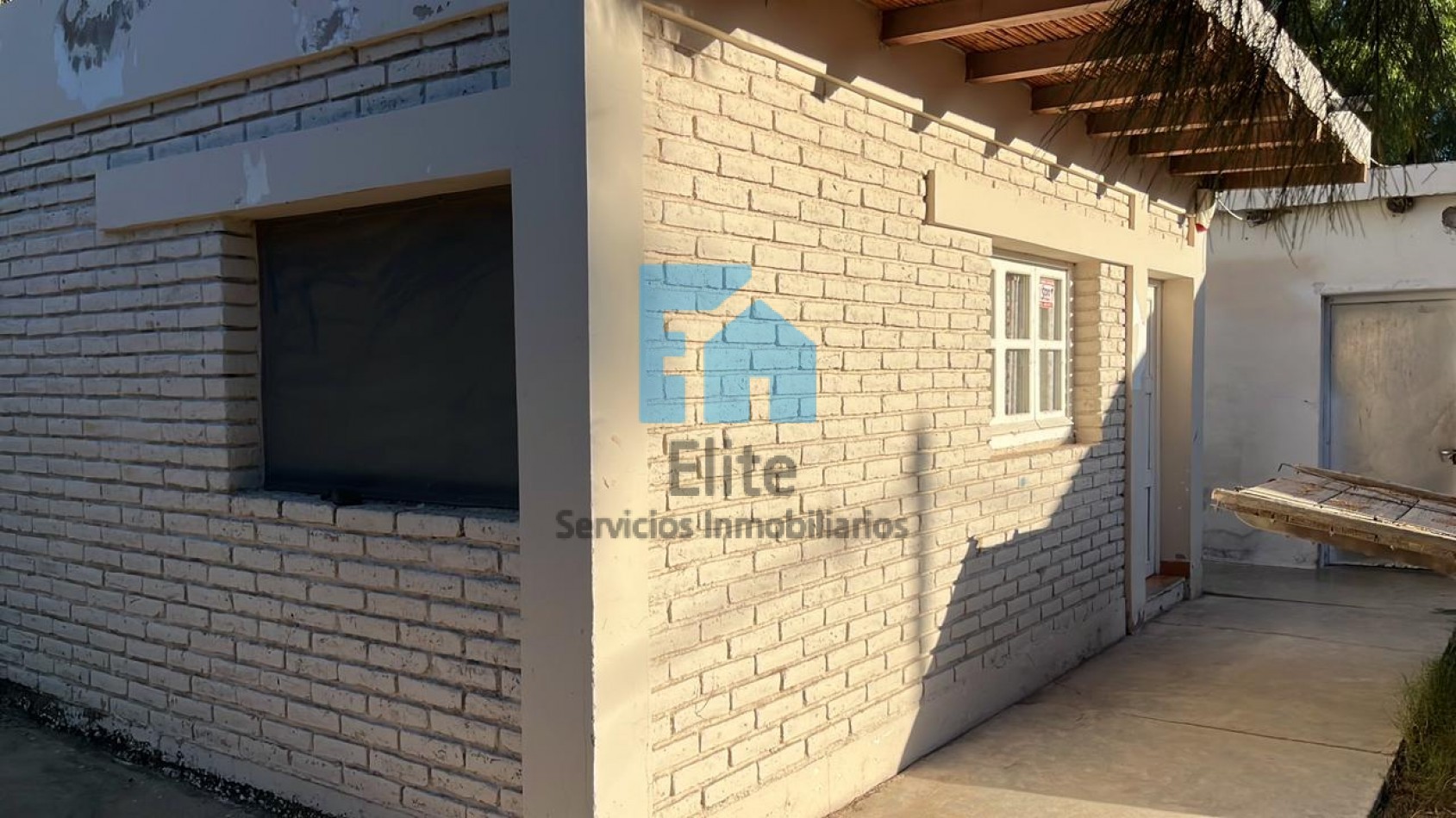 Alquiler Importante Complejo Galpones En Pocito -3000m2