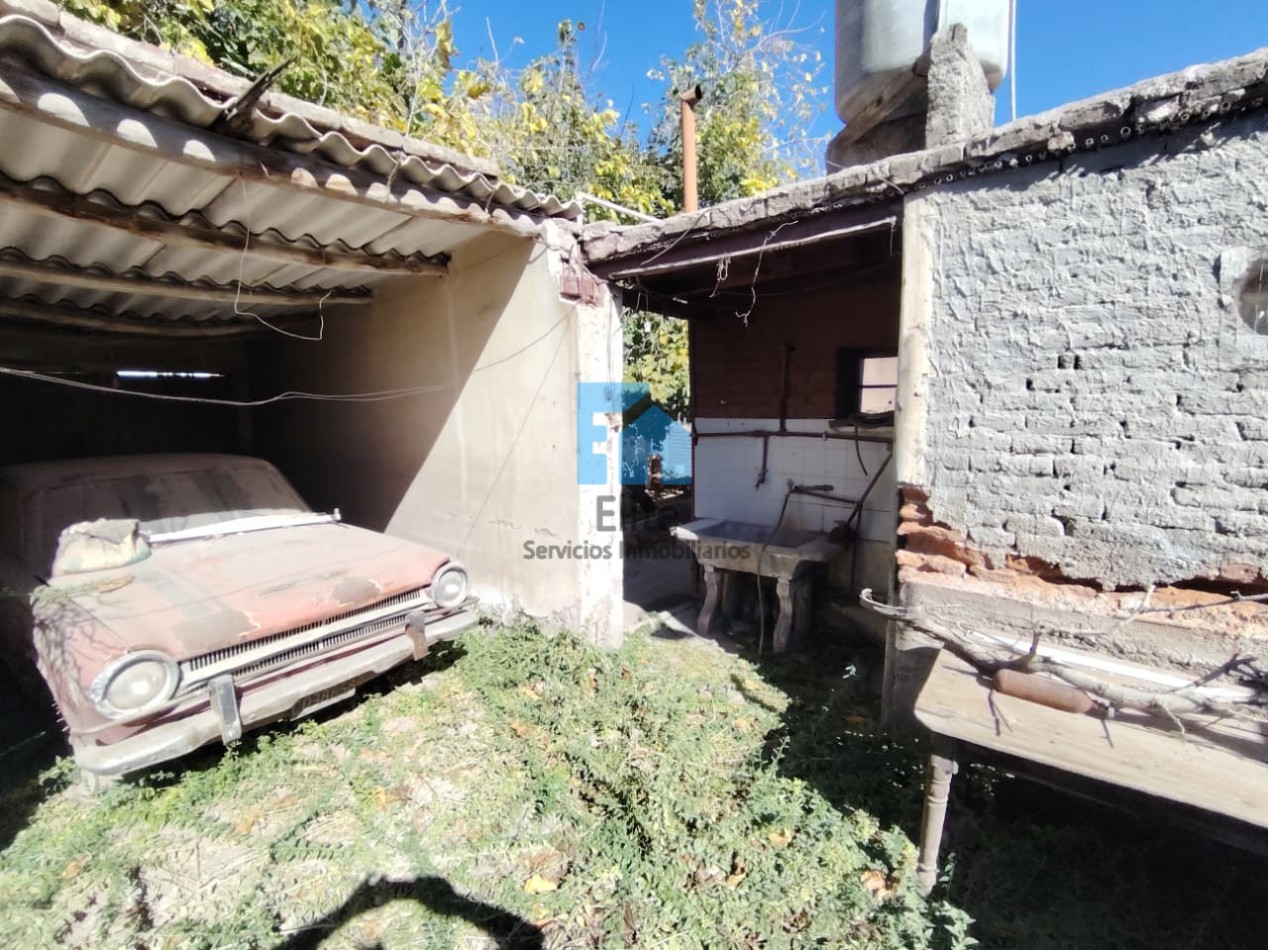 Venta Casa Esquina Juan Jufre Y Roca - 30m De Frente A Jufre - 2dorm 2 Baños