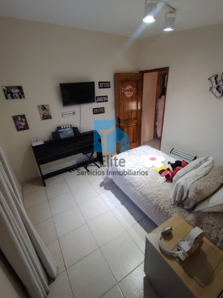 Casa Esq 4hab, 2 Baños, 2 Estacionamiento, Corazon De Rivadavia - Bo Jardin