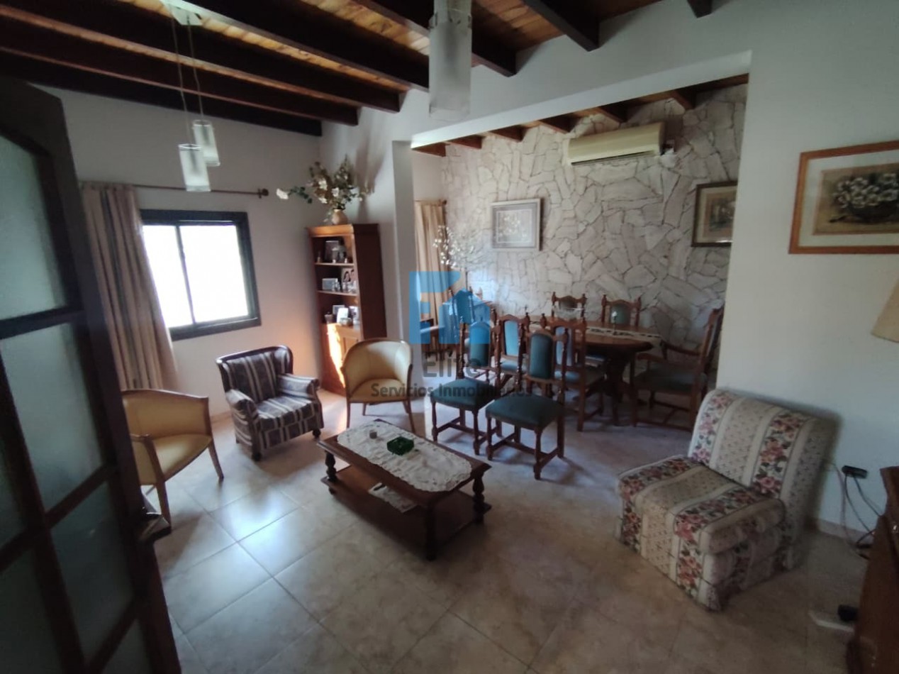 Venta Casa Categoria Bo San Ignacio 3 Dormitorios 2 Baños - Alta Calidad Y Excelente Entorno Y Terreno