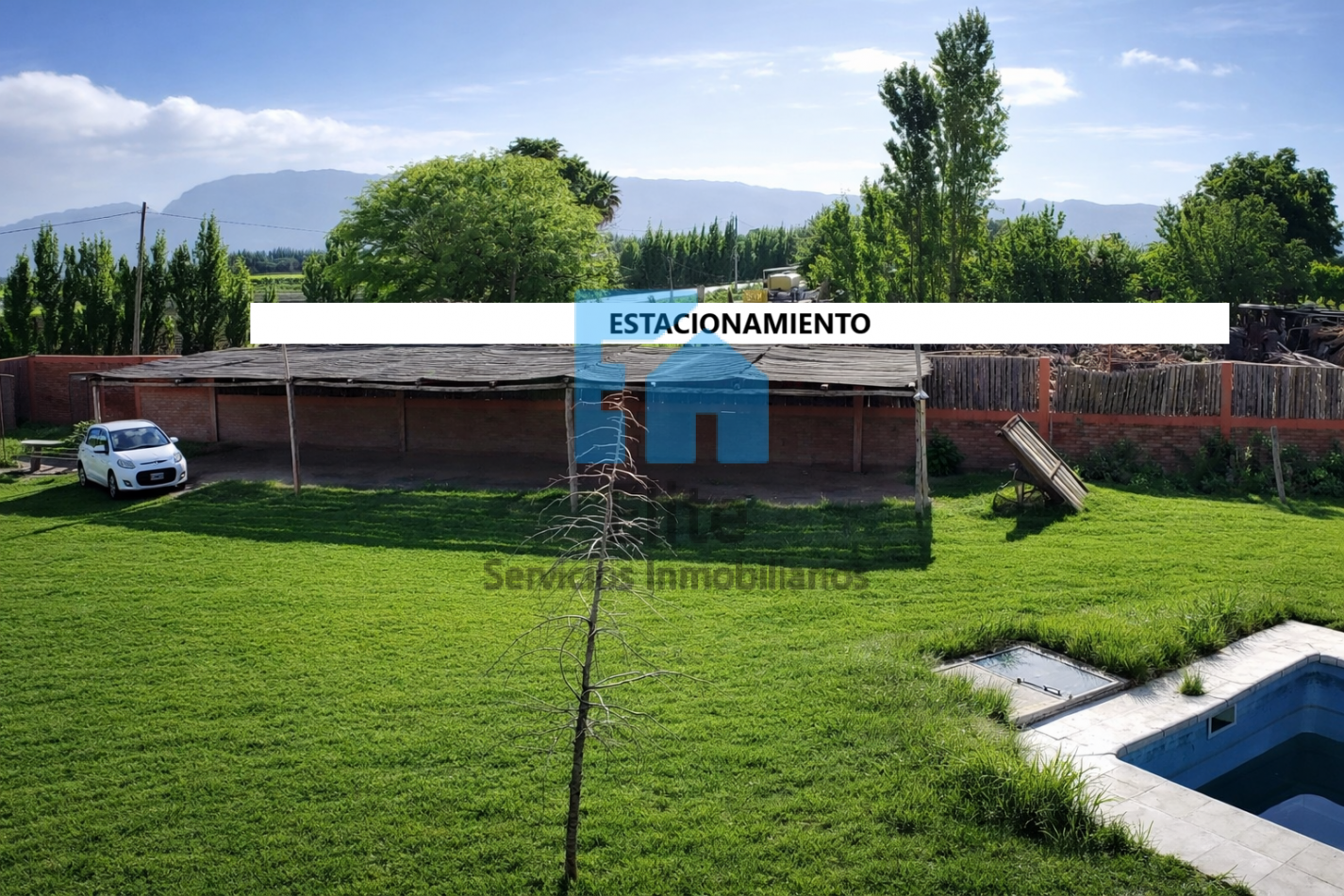 Categoria Casa Quinta En El Medano, Pileta, 4 Dormitorios, 2 Baños, Gran Galeria. 2800m² Jacuzzi
