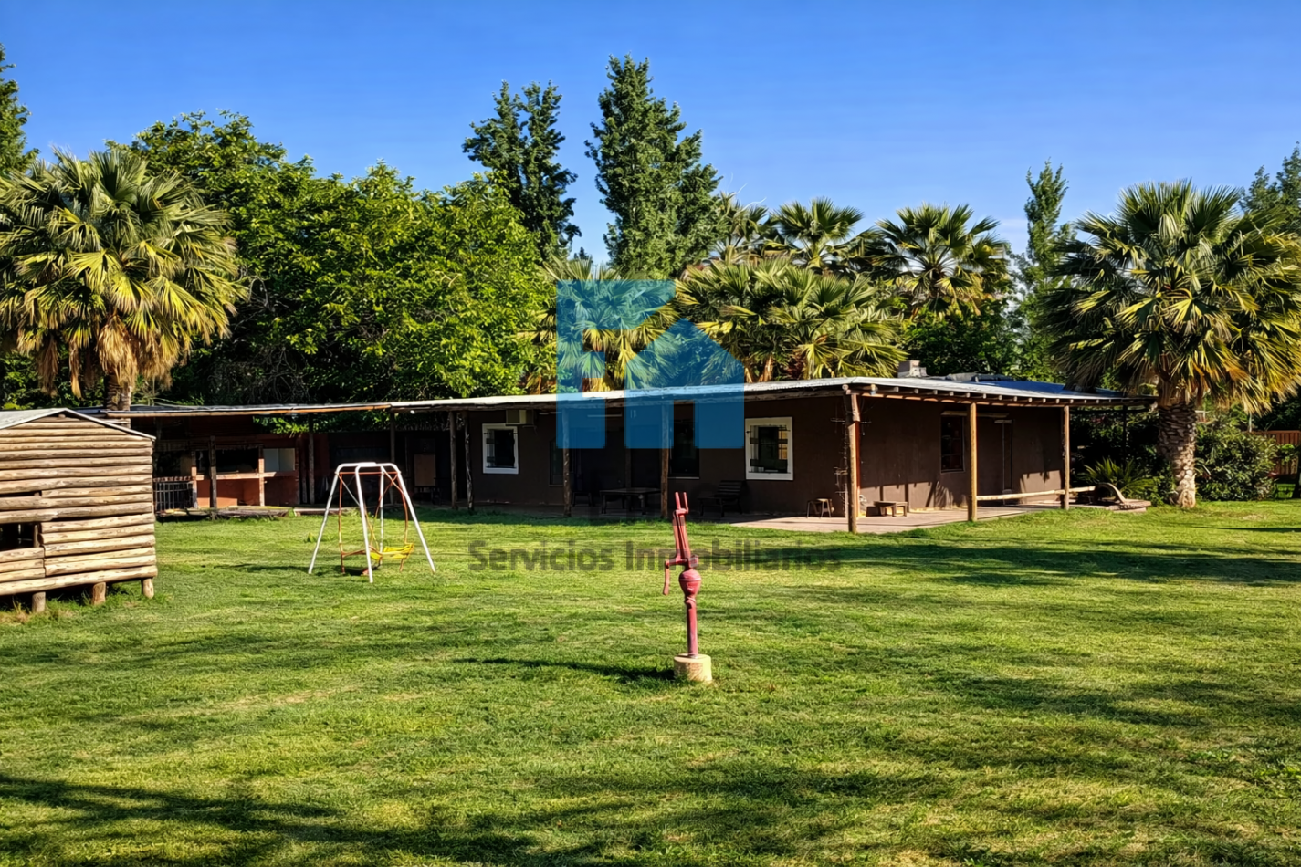 Categoria Casa Quinta En El Medano, Pileta, 4 Dormitorios, 2 Baños, Gran Galeria. 2800m² Jacuzzi