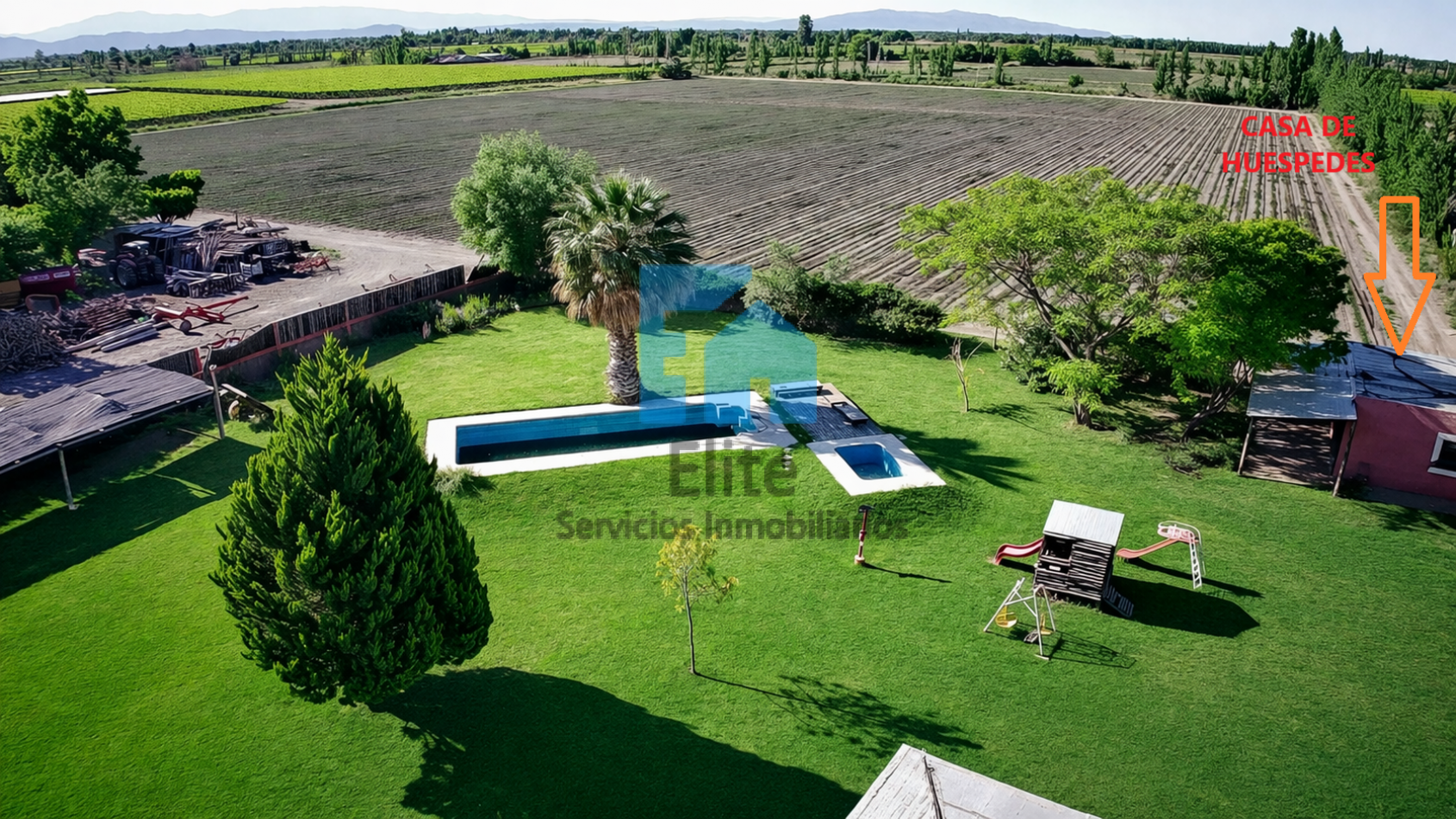 Categoria Casa Quinta En El Medano, Pileta, 4 Dormitorios, 2 Baños, Gran Galeria. 2800m² Jacuzzi