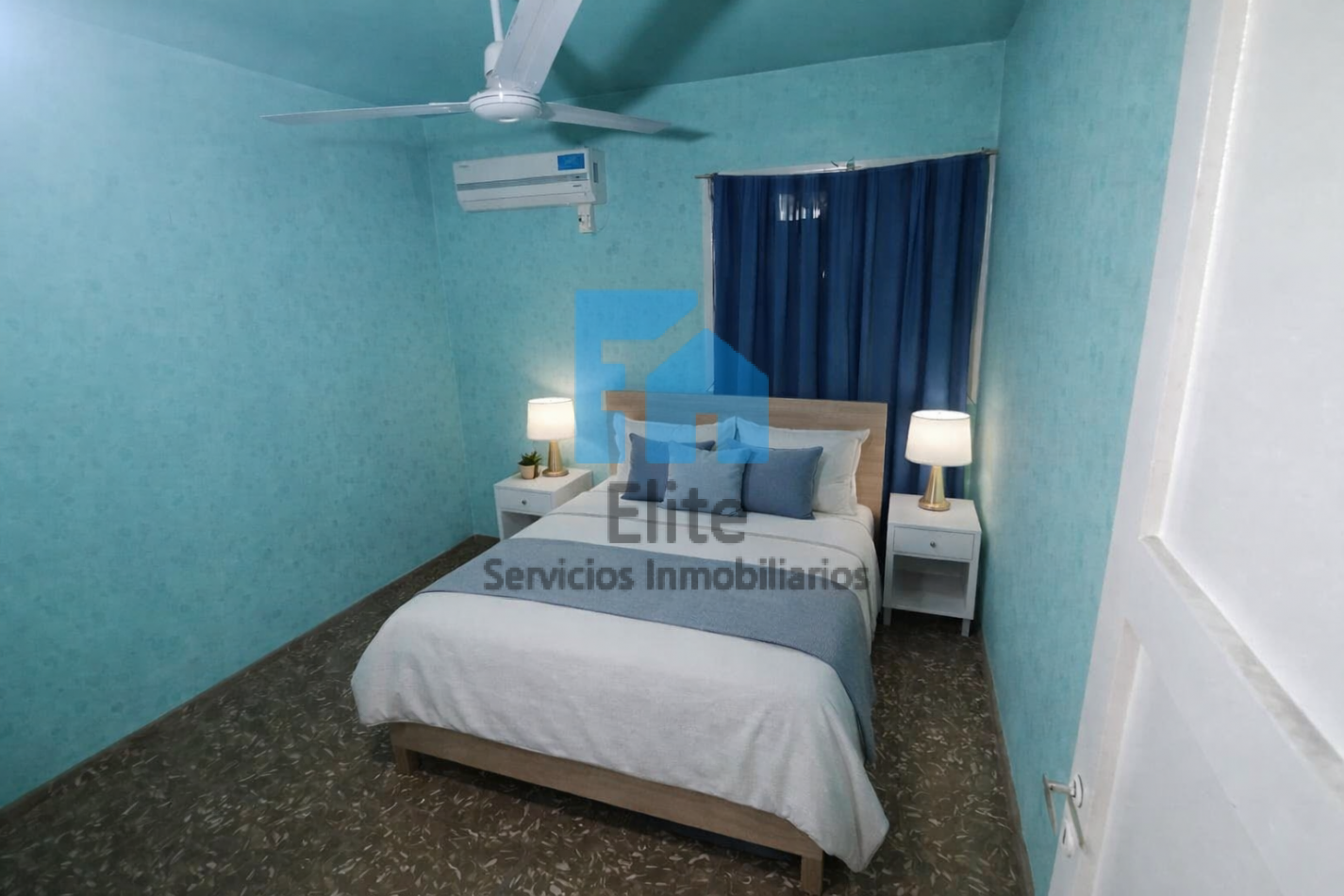 Casa En Rawson - Ideal Para Familia 3 Dormitorios · Patio · Cochera