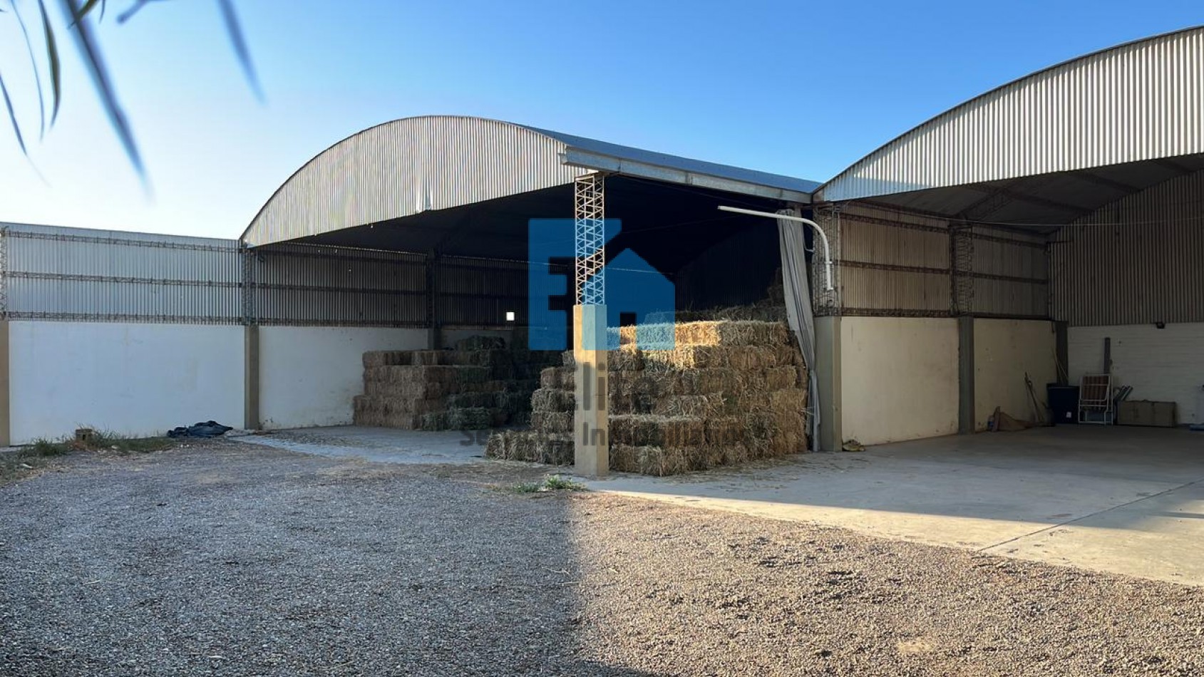Alquiler Importante Complejo Galpones En Pocito -3000m2