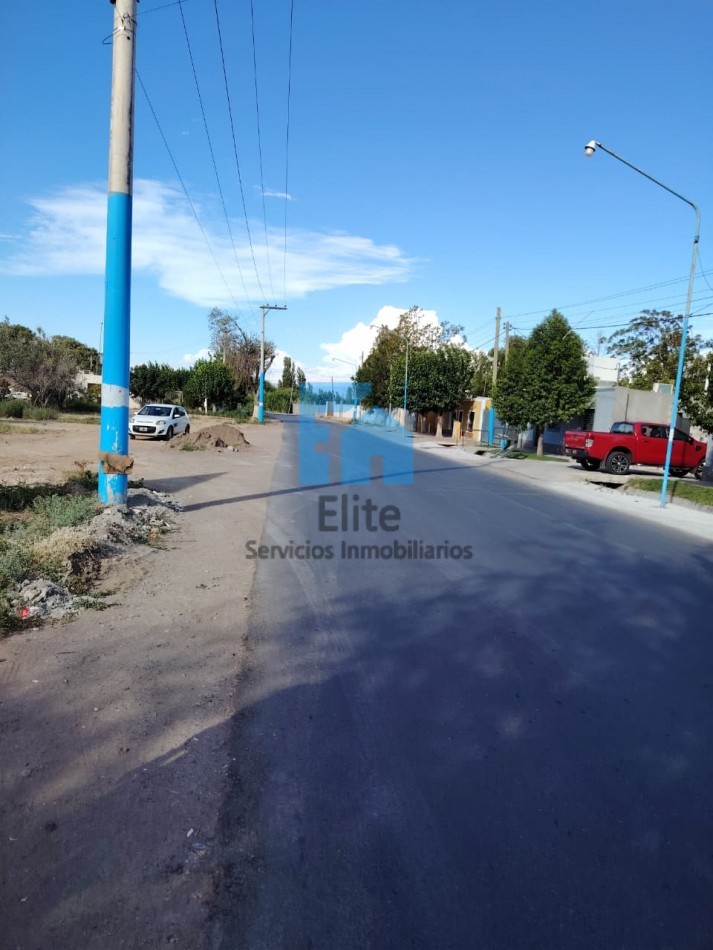 Lote En Albardon, Calle Rawson A Metros Ruta 40