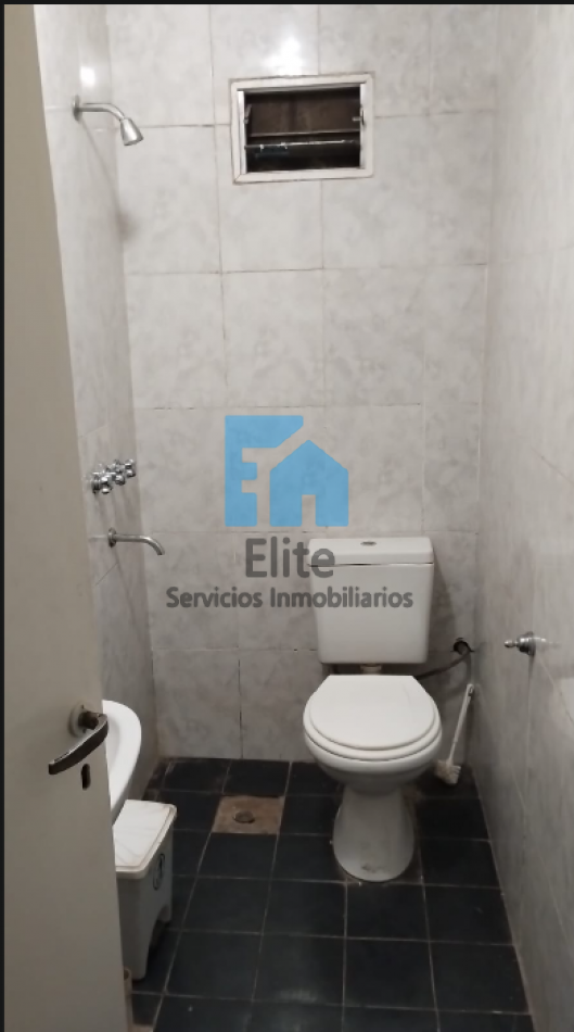Excelente Local Comercial En Venta Sobre Calle Alem. Capital