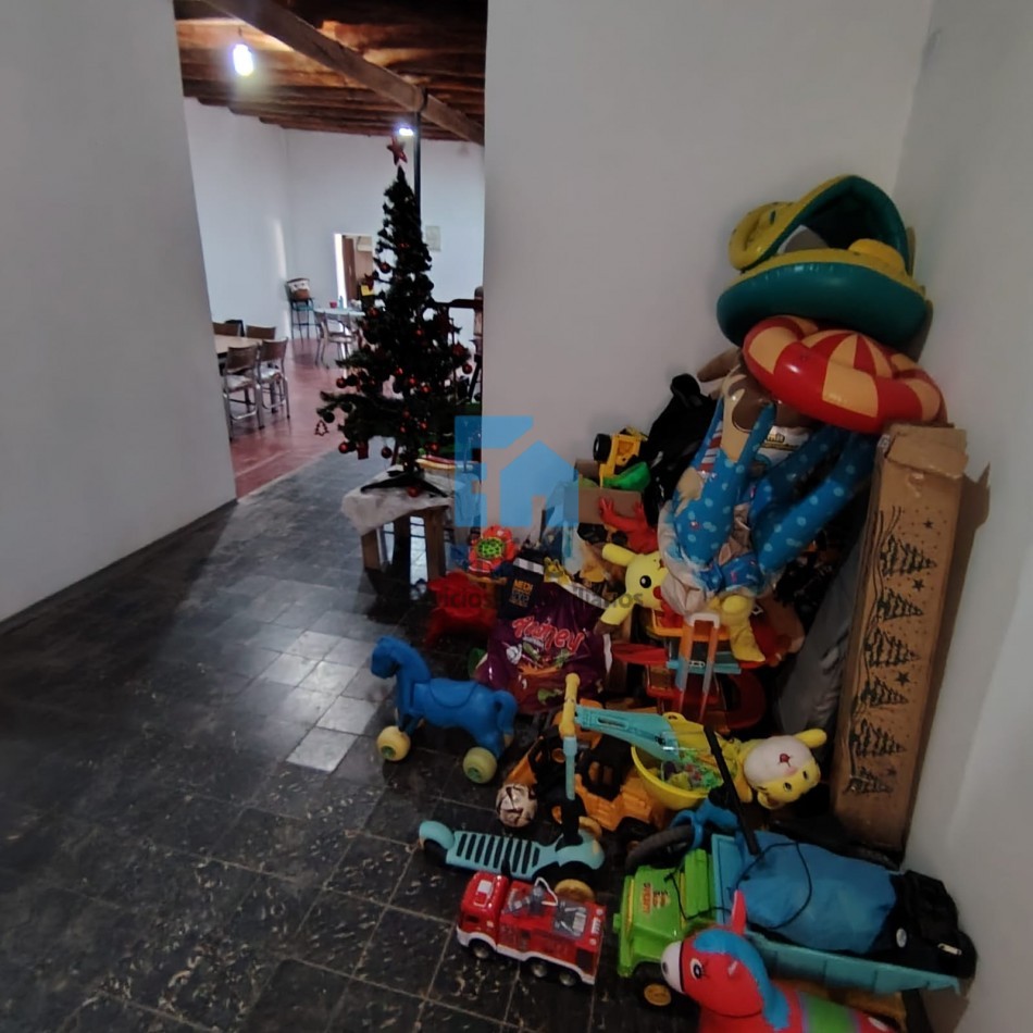 Venta. Casa En Barrio San Damian - Rawson - Pileta