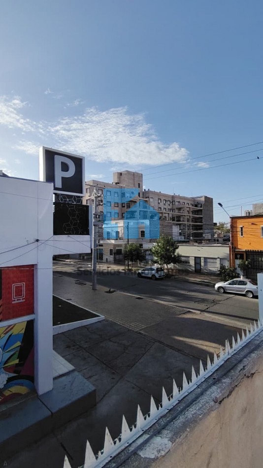 Casa Centrica de Categoria - Apta Credito  España y 9 de Julio · Ideal vivienda o uso profesional