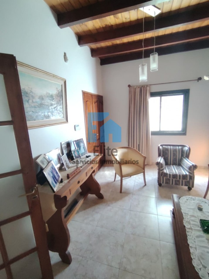 Venta Casa Categoria Bo San Ignacio 3 Dormitorios 2 Baños - Alta Calidad Y Excelente Entorno Y Terreno