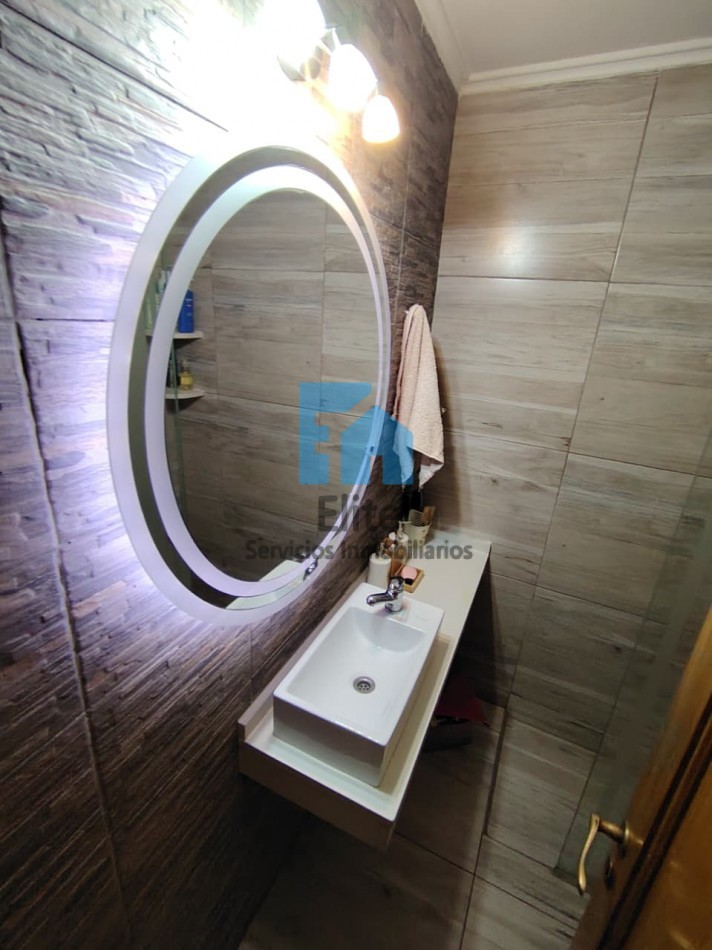 Casa Esq 4hab, 2 Baños, 2 Estacionamiento, Corazon De Rivadavia - Bo Jardin