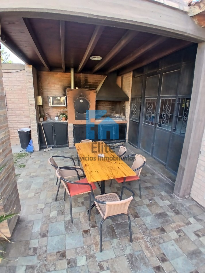 Venta Casa 3 Hab, 3 Baños Barrio Cooperarq 8 - Rivadavia