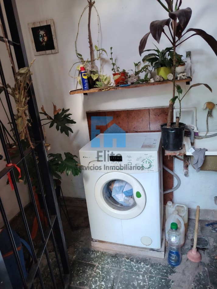 Casa Barrio Kennedy, a metros Circunvalacion 3hab