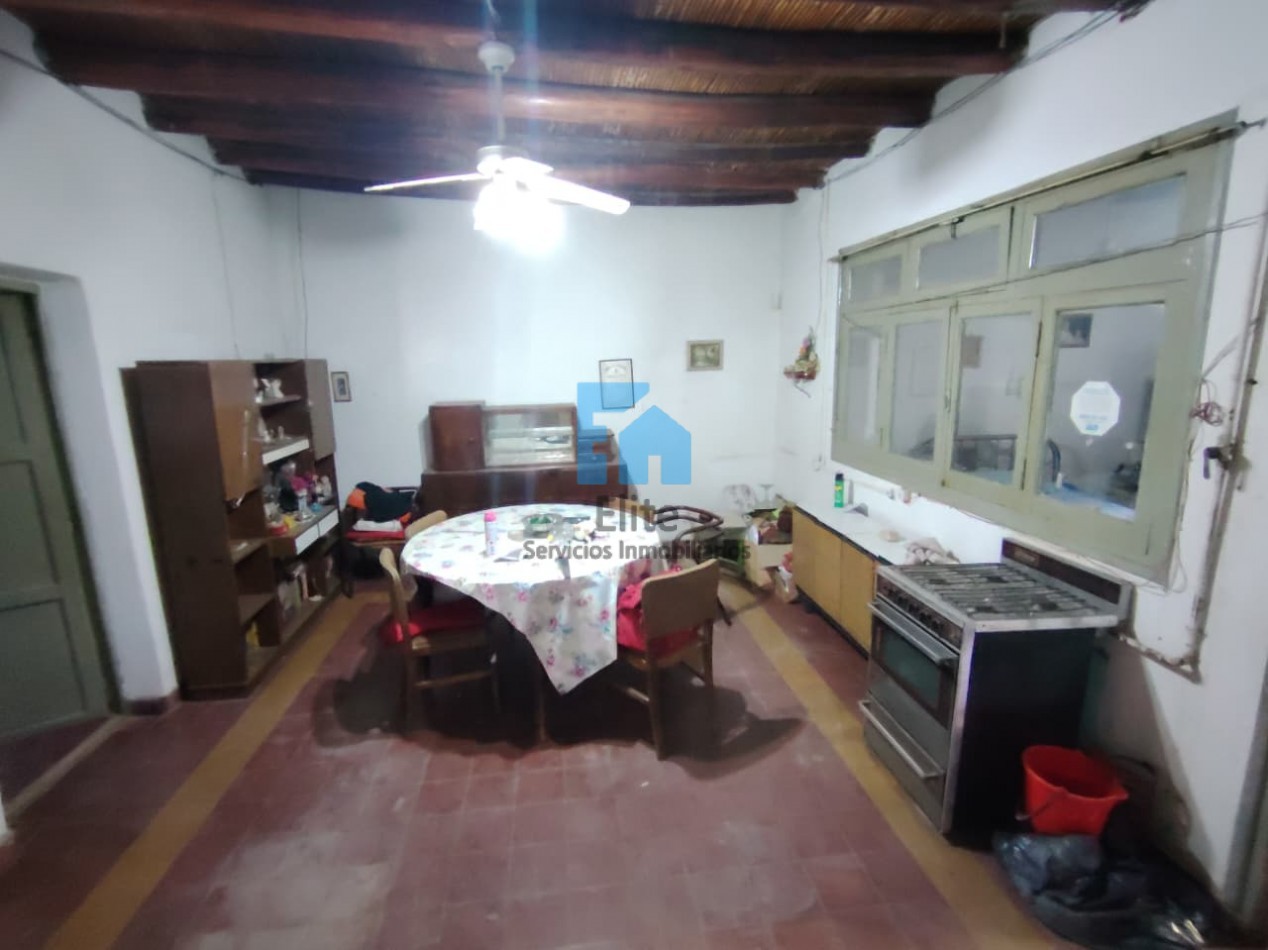 Venta Casa Esquina Juan Jufre Y Roca - 30m De Frente A Jufre - 2dorm 2 Baños