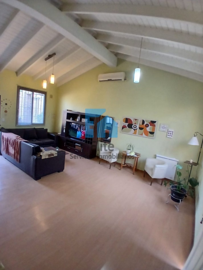 Venta Casa 3 Hab, 3 Baños Barrio Cooperarq 8 - Rivadavia