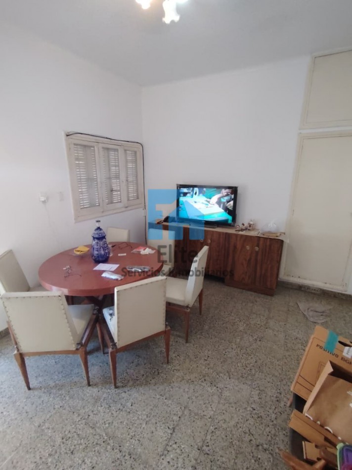 Depto En Planta Baja 3 Dormitorios Y Patio , Espacio Cochera- Excelente Ubicacion Moreno