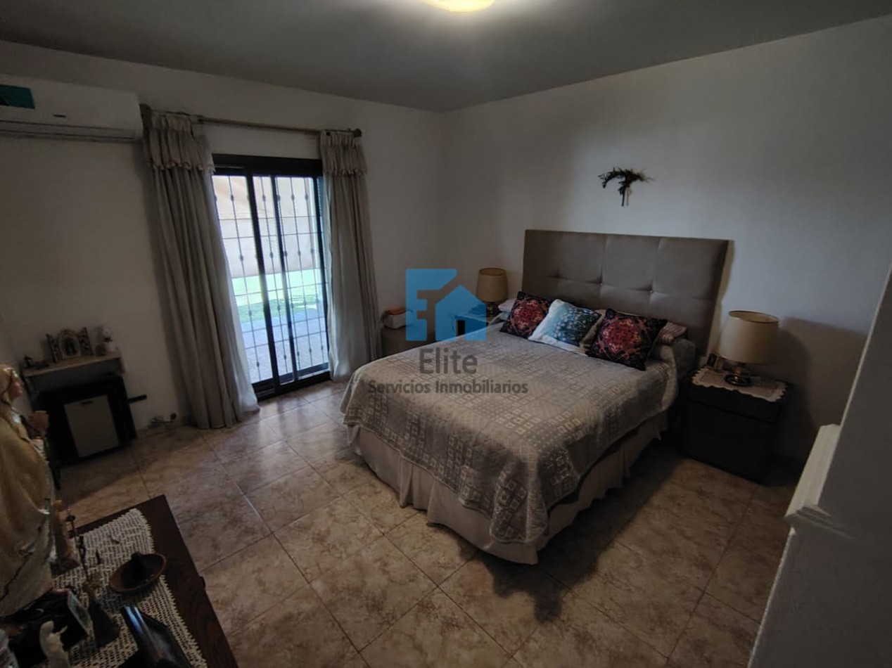Venta Casa Categoria Bo San Ignacio 3 Dormitorios 2 Baños - Alta Calidad Y Excelente Entorno Y Terreno