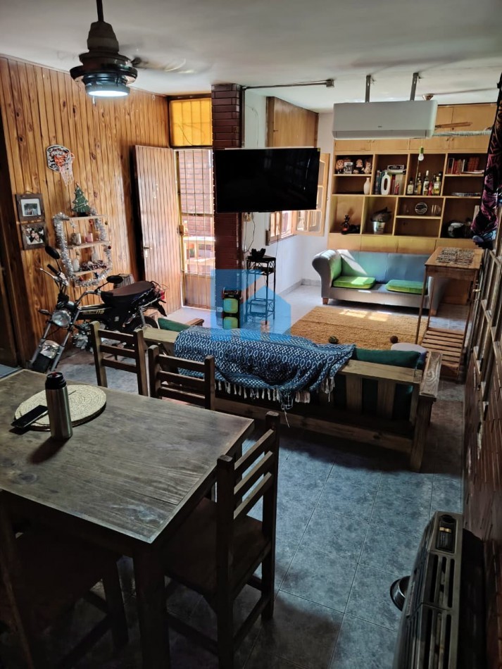 Casa Barrio Kennedy, a metros Circunvalacion 3hab