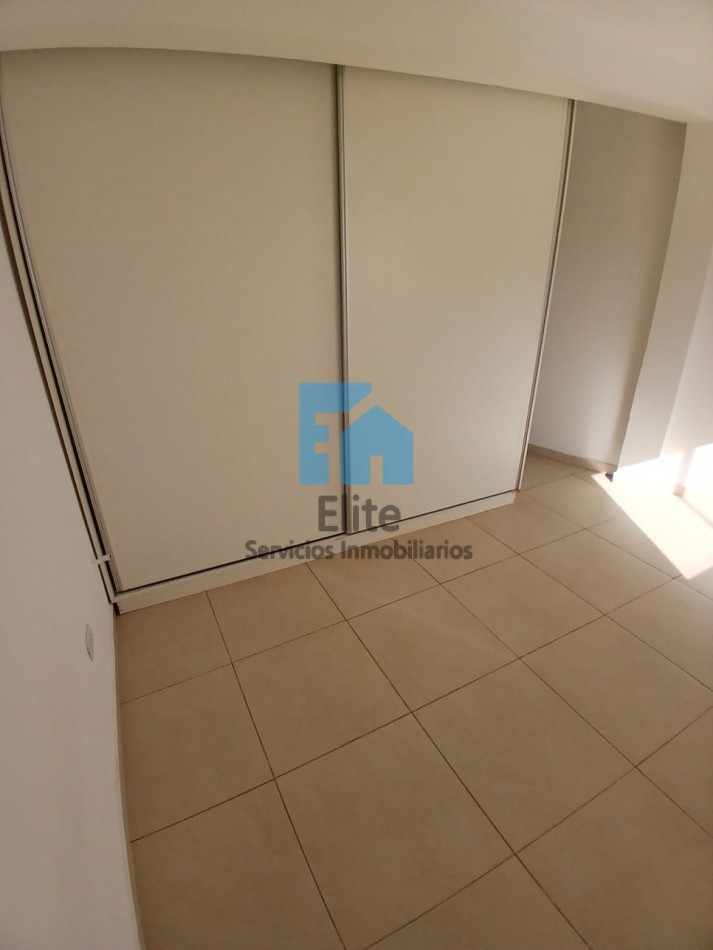 Venta Departamentos Semi Nuevos En Rivadavia 1hab - Espacio Cochera