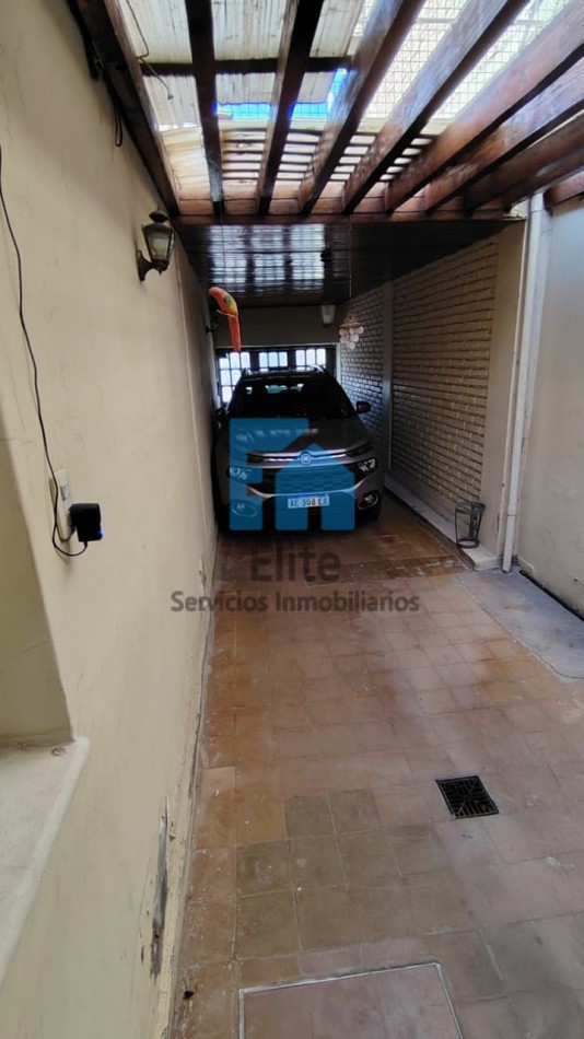 Casa Centrica de Categoria - Apta Credito  España y 9 de Julio · Ideal vivienda o uso profesional