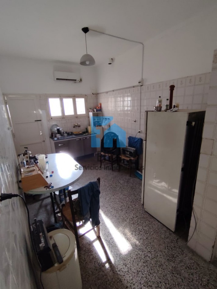 Depto En Planta Baja 3 Dormitorios Y Patio , Espacio Cochera- Excelente Ubicacion Moreno