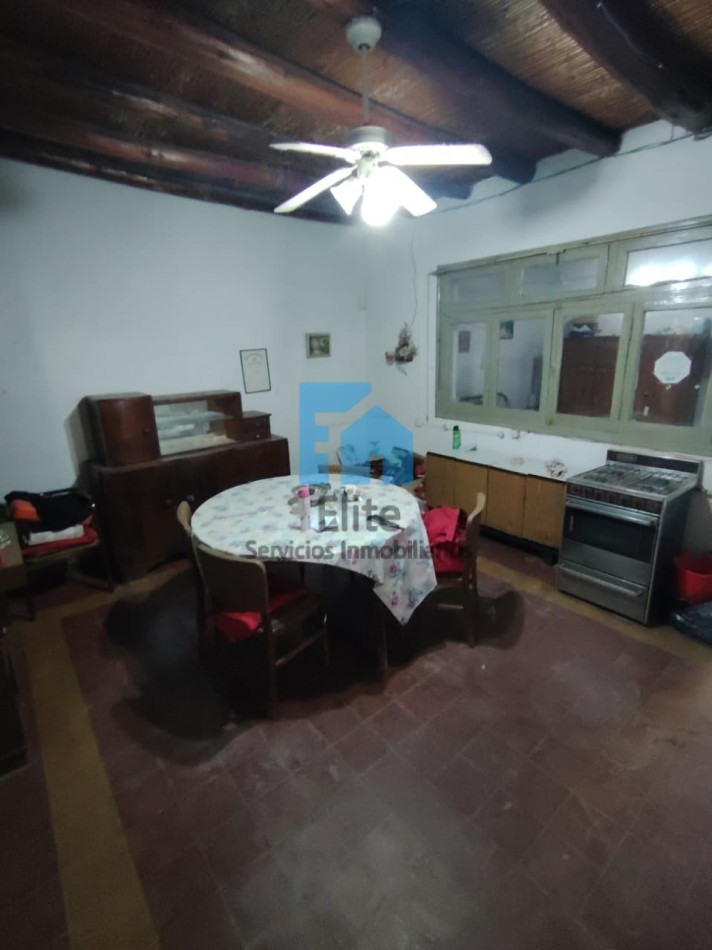 Venta Casa Esquina Juan Jufre Y Roca - 30m De Frente A Jufre - 2dorm 2 Baños