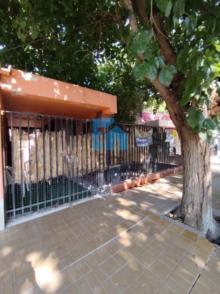 Casa Barrio Kennedy, a metros Circunvalacion 3hab