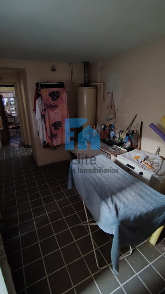 Casa Centrica de Categoria - Apta Credito  España y 9 de Julio · Ideal vivienda o uso profesional