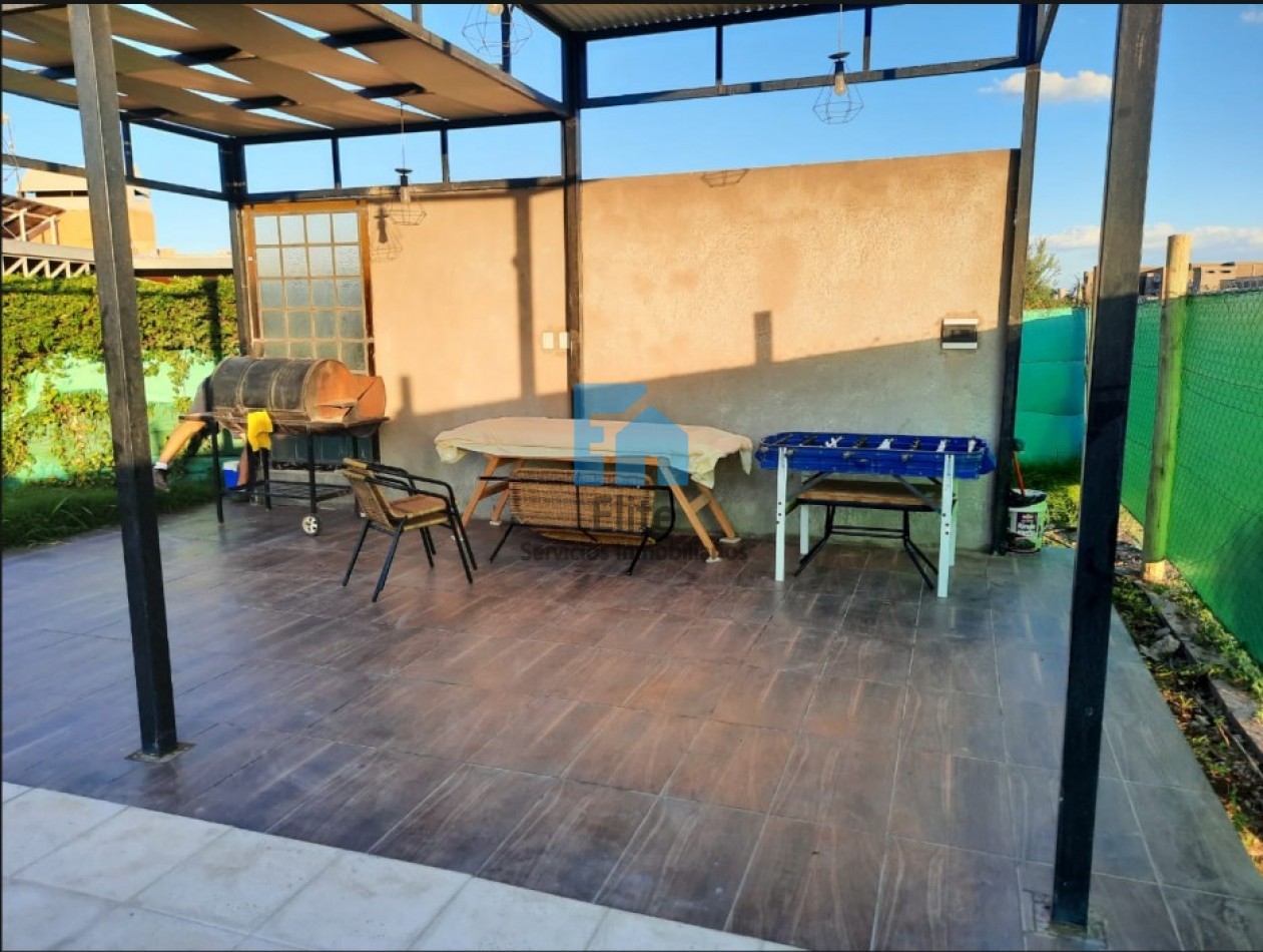 Venta. Lote Esquina Con Pileta - San Juan De Los Olivos