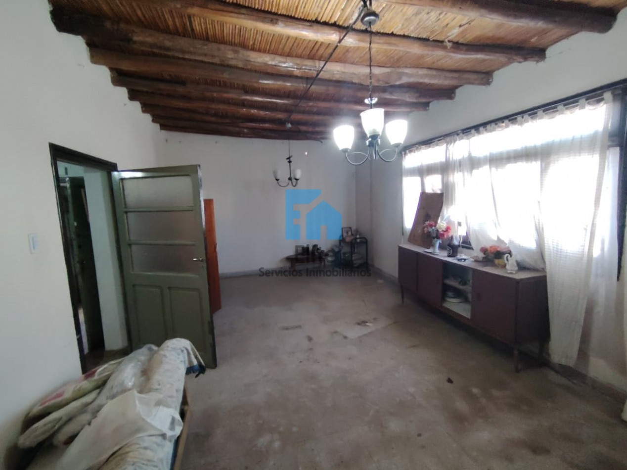 Venta Casa Esquina Juan Jufre Y Roca - 30m De Frente A Jufre - 2dorm 2 Baños