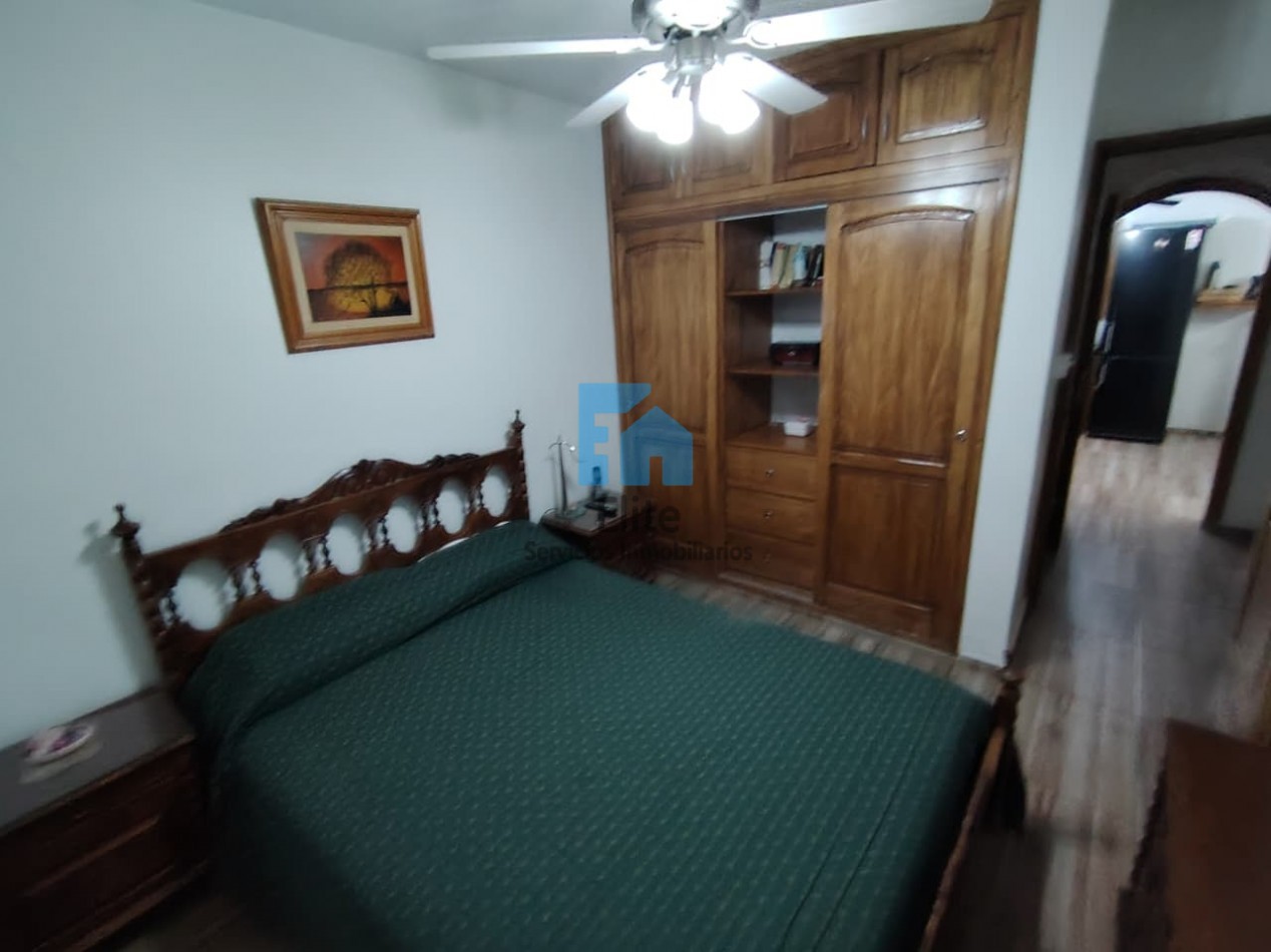 Casa Esq 4hab, 2 Baños, 2 Estacionamiento, Corazon De Rivadavia - Bo Jardin