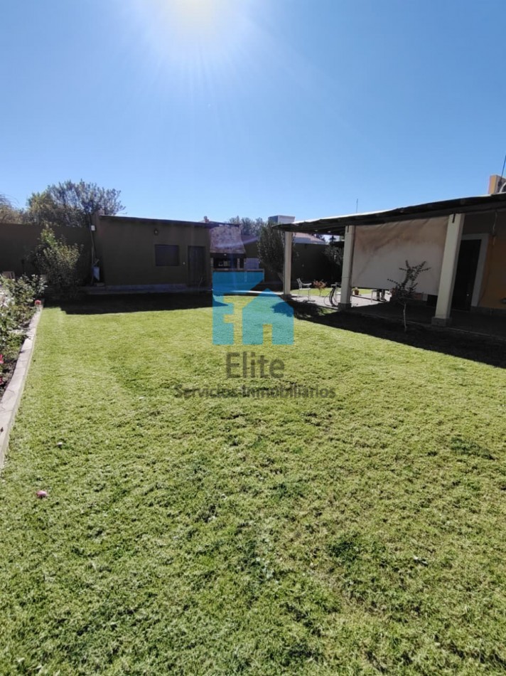 Venta Casa Categoria Bo San Ignacio 3 Dormitorios 2 Baños - Alta Calidad Y Excelente Entorno Y Terreno