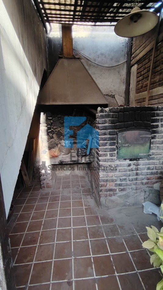 Casa Centrica de Categoria - Apta Credito  España y 9 de Julio · Ideal vivienda o uso profesional