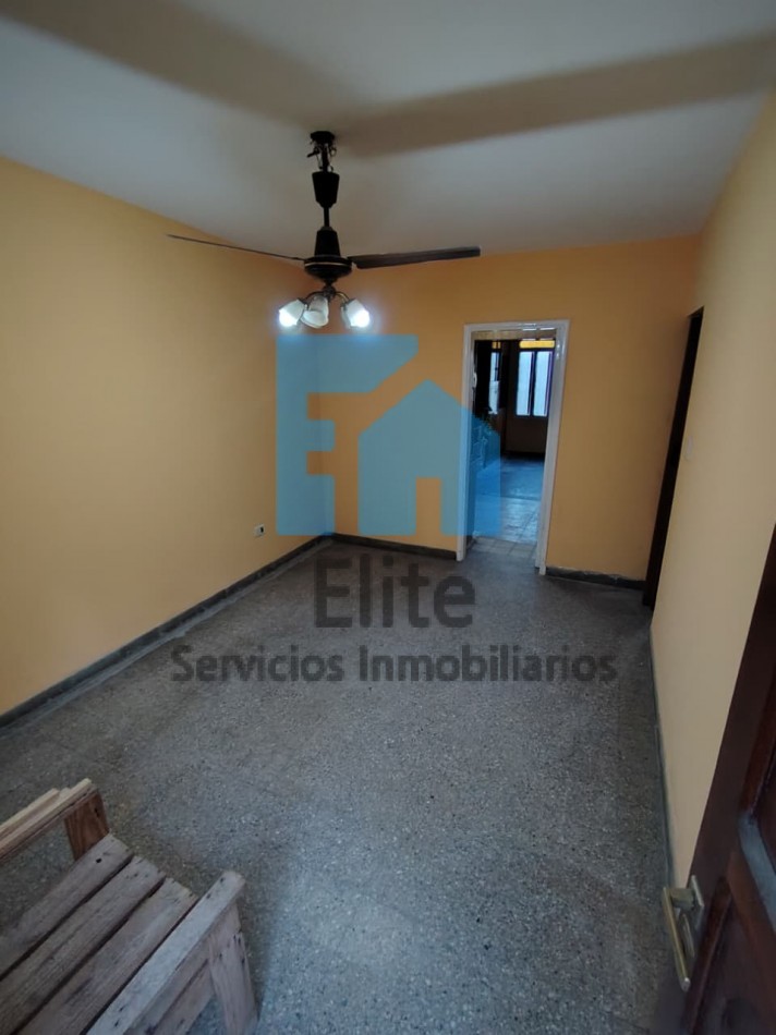 Venta Casa Totalmente Remodelada En Capital - 4 Dormitorios