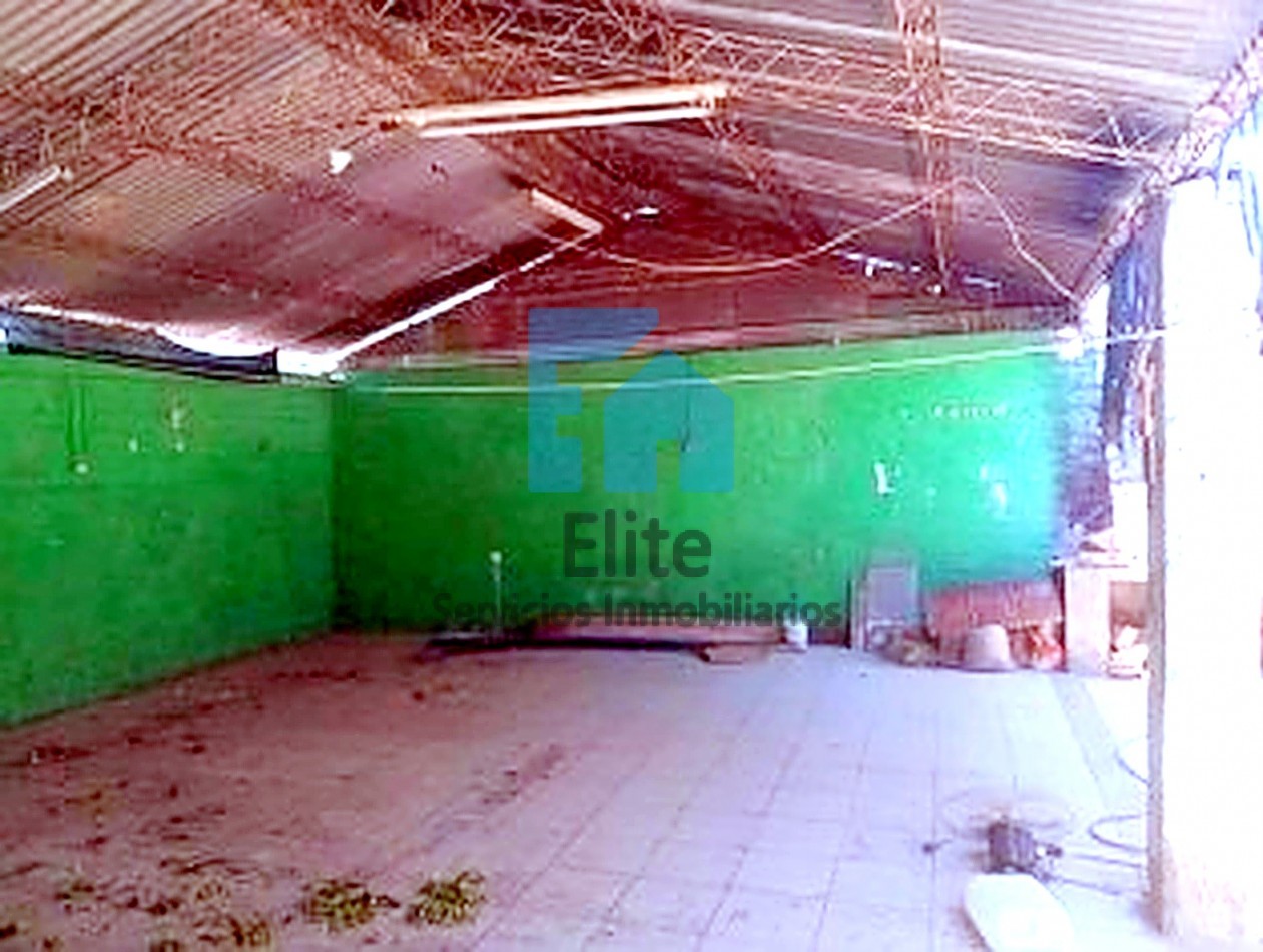 Casa Rawson Con Departamento Y Galpon -frente Escuela -inversion 3hab 2baños