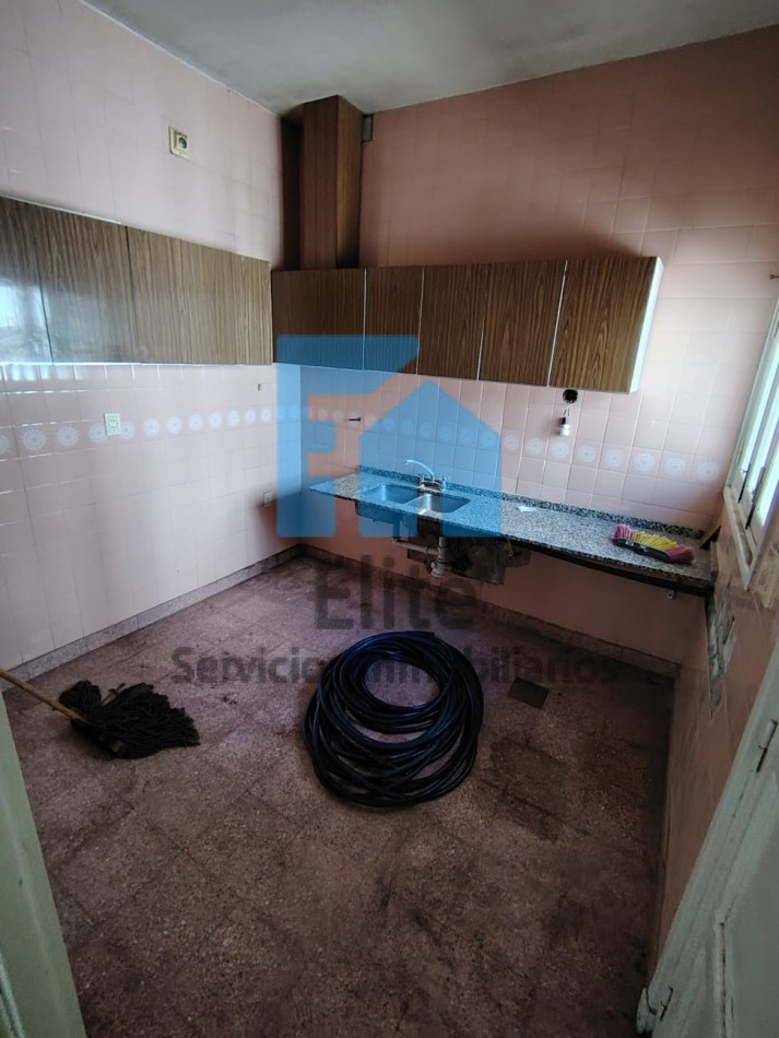 Casa centrica 3hab, 2 baños frente plaza Joroba
