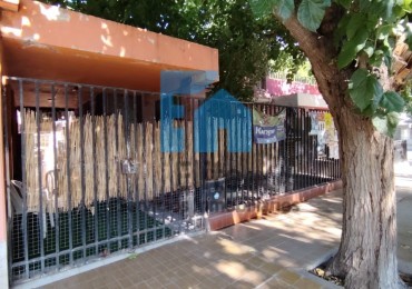 Casa Barrio Kennedy, a metros Circunvalacion 3hab