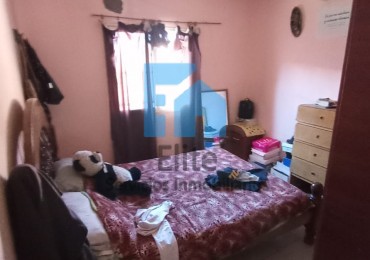 Casa De 3 Dormitorios En Rawson - Cochera Y Todos Los Servicios